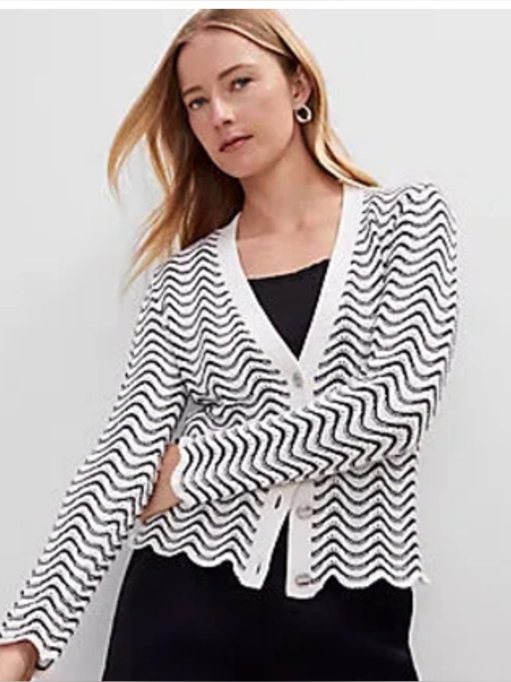 NWT Ann Taylor Chevron Stripe V-Neck Button Cardigan Sweater - White/Navy